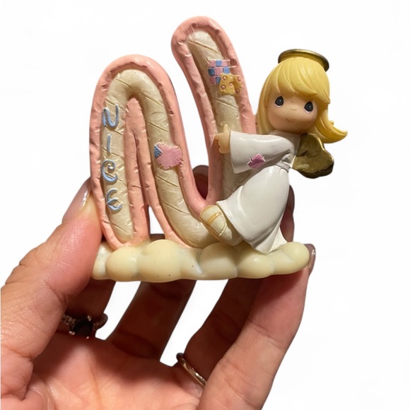 Precious Moments Enesco 2002 “N is for Nice” Alphabet Angel Figurine - Picture 1 of 5